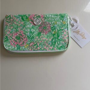 Lilly Pulitzer Green & Pink Floral Zip Travel Wallet perfect for your passport